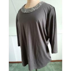 Blouse en shirts maat 46.samen