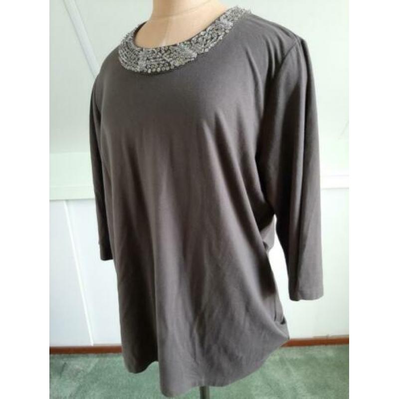 Blouse en shirts maat 46.samen