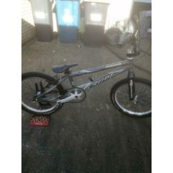 Crupi bmx maat "pro"