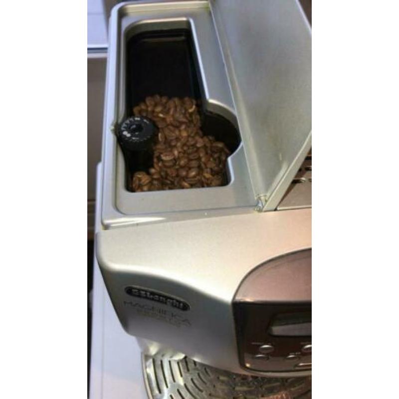 Espressomachine / koffieapparaat / volautomatisch