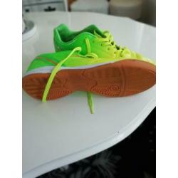 Fel gele/groene sportschoenen mt 40