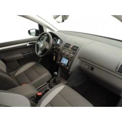 Volkswagen Touran 1.4 TSI 140pk Highline 7-Persoons (panodak