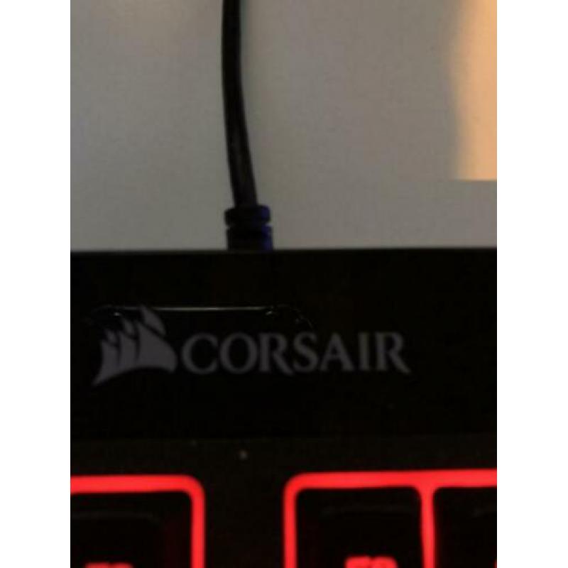Lichtgevend toetsenbord van CORSAIR