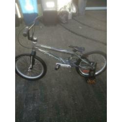 Crupi bmx maat "pro"