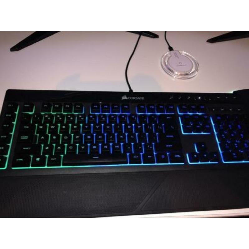 Lichtgevend toetsenbord van CORSAIR