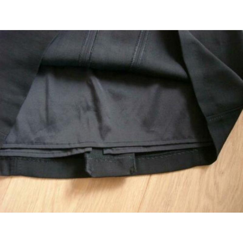 Rok Claudia Strater maat 44 €5,00 zgan