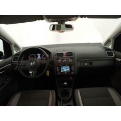 Volkswagen Touran 1.4 TSI 140pk Highline 7-Persoons (panodak