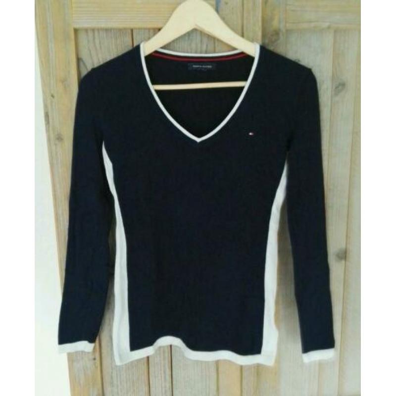 Originele Tommy Hilfiger trui ZGAN maat 34/XS