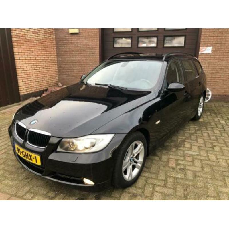 BMW 3-serie Touring 318i Business Line N.A.P.|Navi|Xenon|PDC
