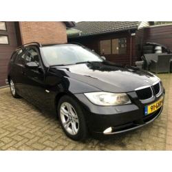 BMW 3-serie Touring 318i Business Line N.A.P.|Navi|Xenon|PDC
