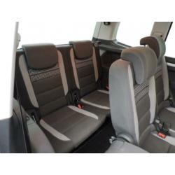 Volkswagen Touran 1.4 TSI 140pk Highline 7-Persoons (panodak