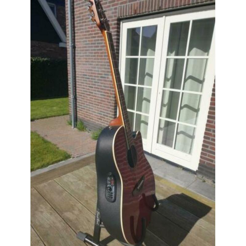 Ovation balladeer standard