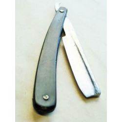 Scheermessen antiek 3 stuk in box.Sheffield-Duitsland-Ned.