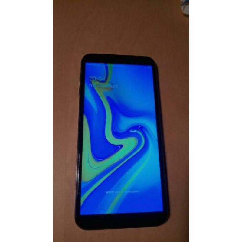 Samsung J6+