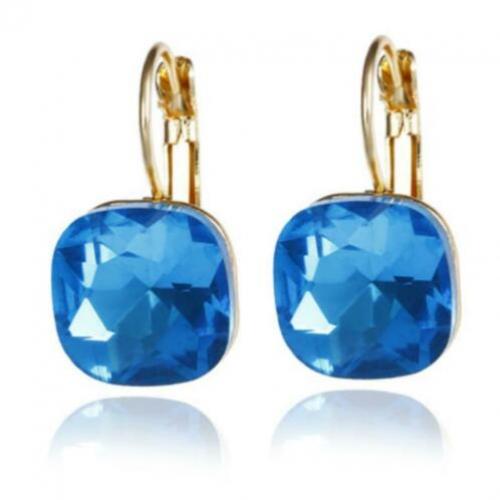 oorbellen prachtig blauw swarovski kristal klapoorhaak goud