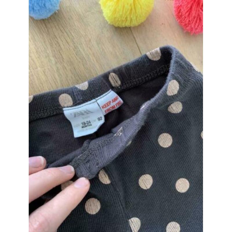Zara broekje maat 92