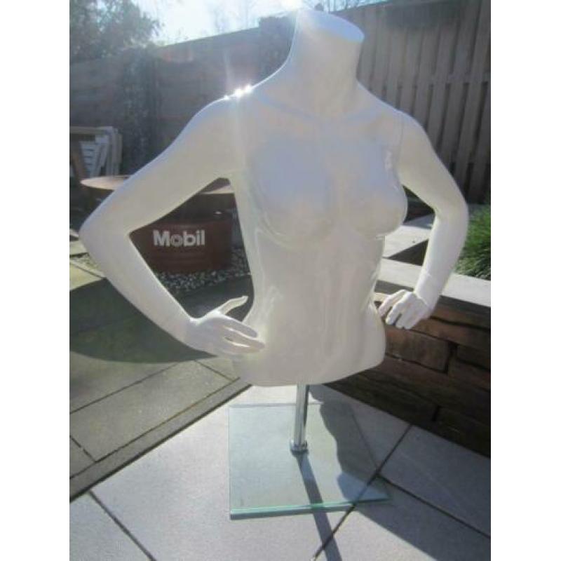 Paspop, mannequin torso vrouw (nummer 2)