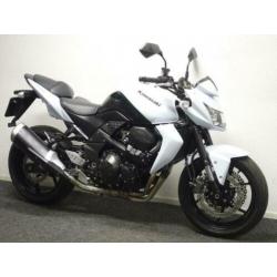 Prachtige Black/White Kawasaki Z 750 Z750 (bj 2010)