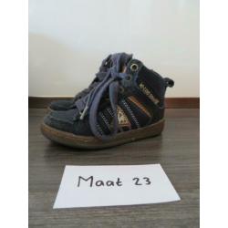 Schoenen maat 19 20 21 22 23 25 jongens