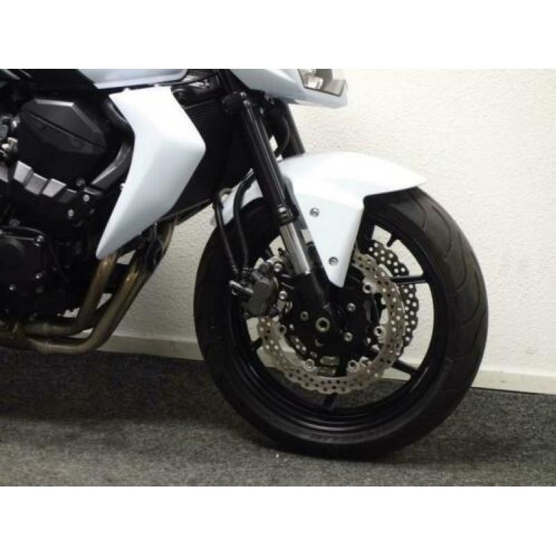 Prachtige Black/White Kawasaki Z 750 Z750 (bj 2010)