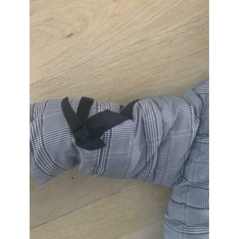 Zara jas maat 92