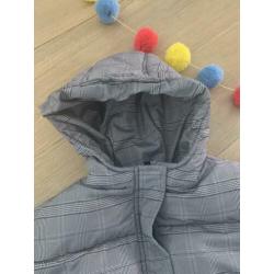 Zara jas maat 92