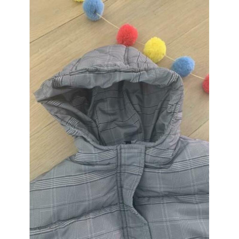 Zara jas maat 92