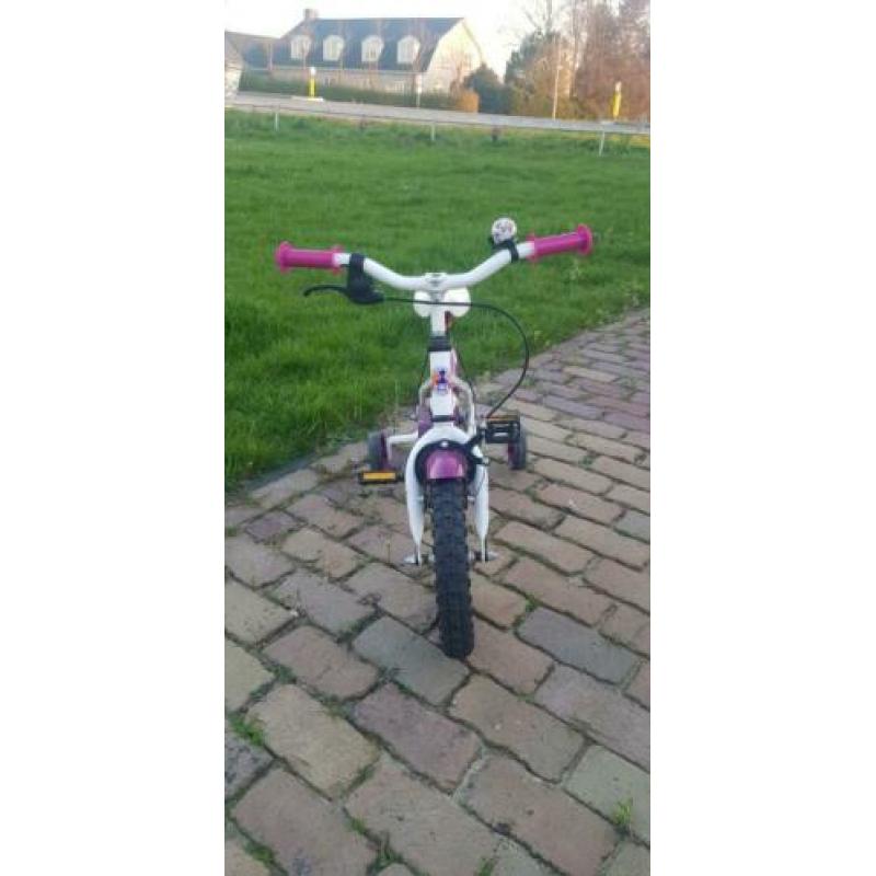 Kinderfiets met zijwieltjes