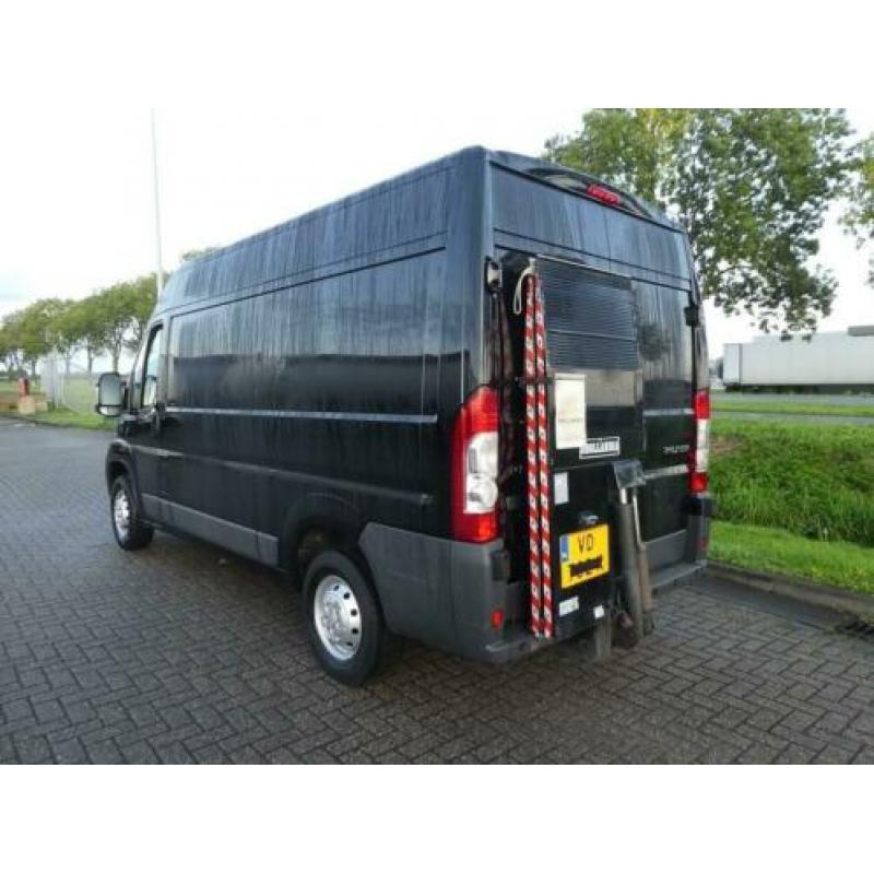 PEUGEOT BOXER 2.2 hdi laadklep!