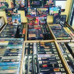 Zeer groot aanbod N64 games en andere retro games.