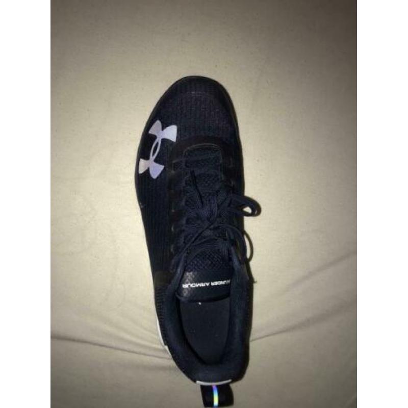 Under armour sport schoenen