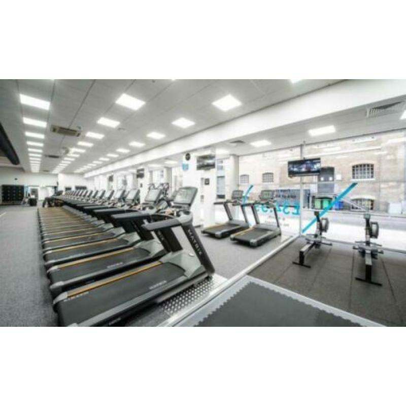 FAILLIET !! set Technogym - MAtrix cardio / kracht TECHNOGYM