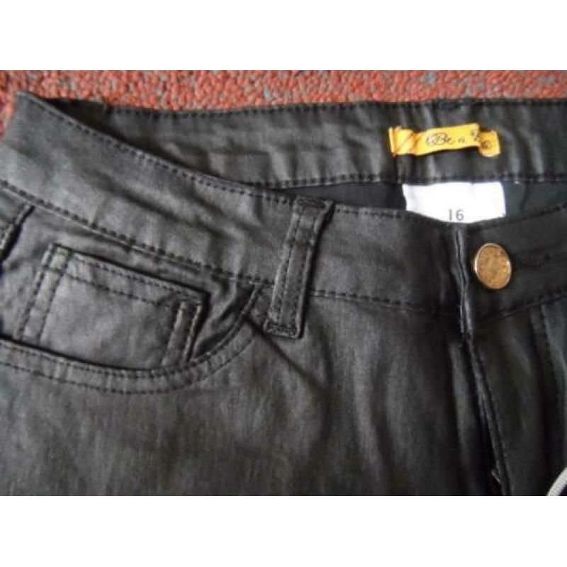 B a DIVA SHORT ALS NIEUW MAAT 164