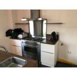 Prachtig keurige Smeg oven / fornuis, eventueel met keuken