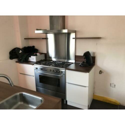Prachtig keurige Smeg oven / fornuis, eventueel met keuken