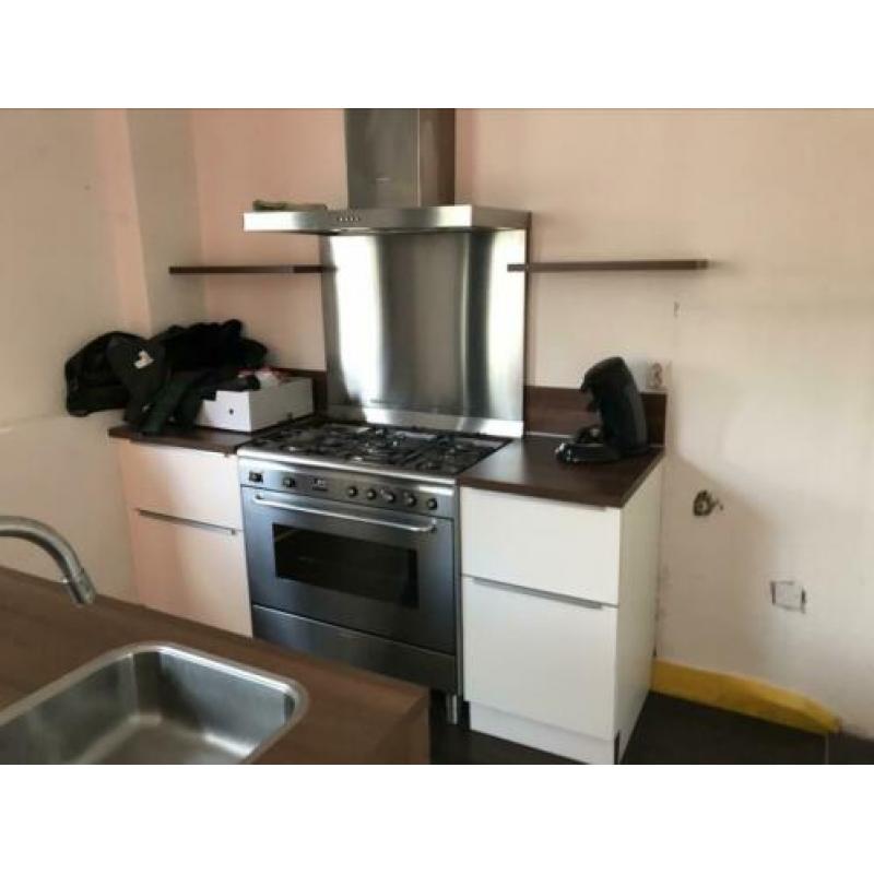 Prachtig keurige Smeg oven / fornuis, eventueel met keuken