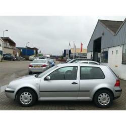 Volkswagen Golf 1.6-16V Sportline Airco/ Cruise/ El.raam/APK