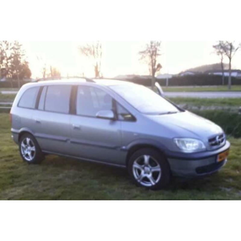 Opel Zafira - TREKHAAK- Automaat 2003 Grijs aangeboden