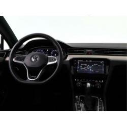Volkswagen Passat 1.5 150pk TSI Elegance Business R 18 inch