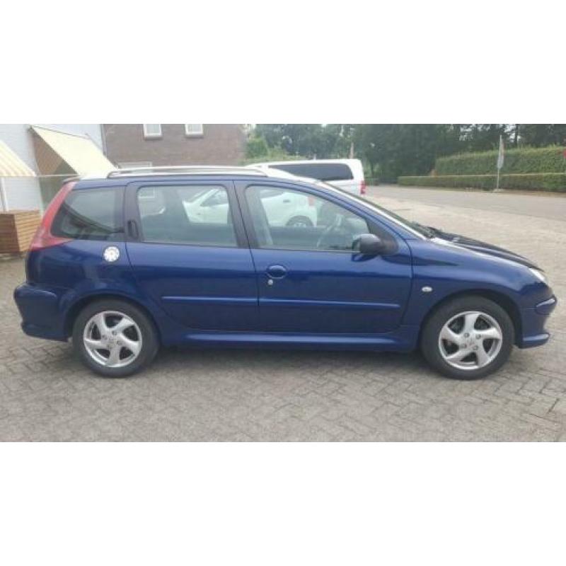 Peugeot 206 SW 1.6-16V Air-line 3