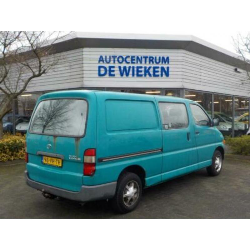 Toyota HI-ACE 2.4 LWB (LANG) DUBBELCABINE 6 ZITPLAATSEN