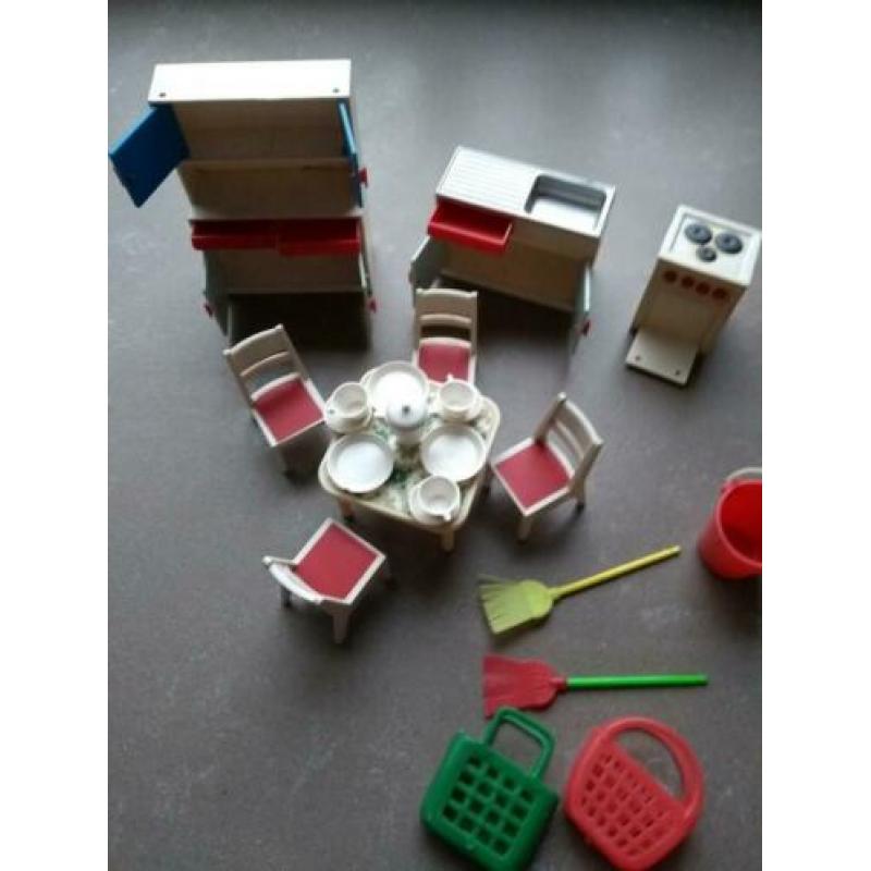 Keukentje voor poppenhuis, Lundby