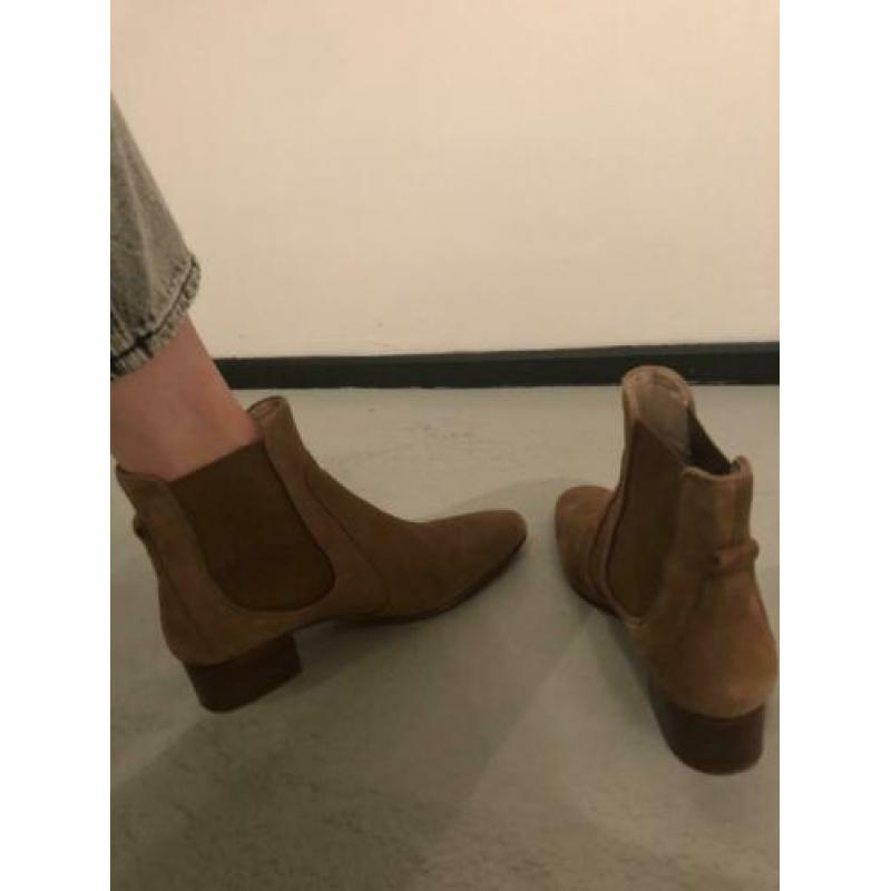 Zara cognac enkellaarsjes mt42