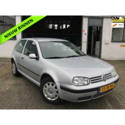 Volkswagen Golf 1.6-16V Sportline Airco/ Cruise/ El.raam/APK
