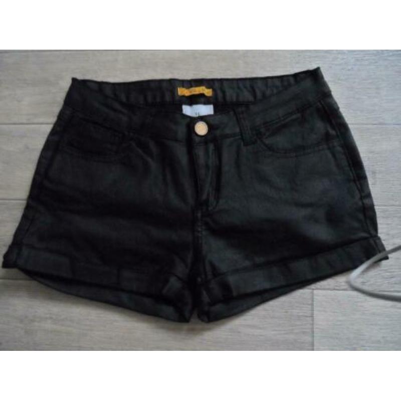 B a DIVA SHORT ALS NIEUW MAAT 164