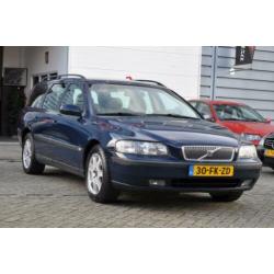 Volvo V70 2.3 T-5 Comfort Line AUTOMAAT AIRCO/LEDER/CRUISE N