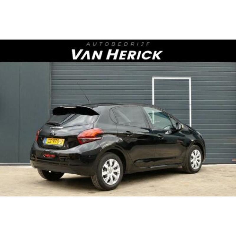 Peugeot 208 1.2 PureTech Urban Soul Navigatie / 1e eigenaar