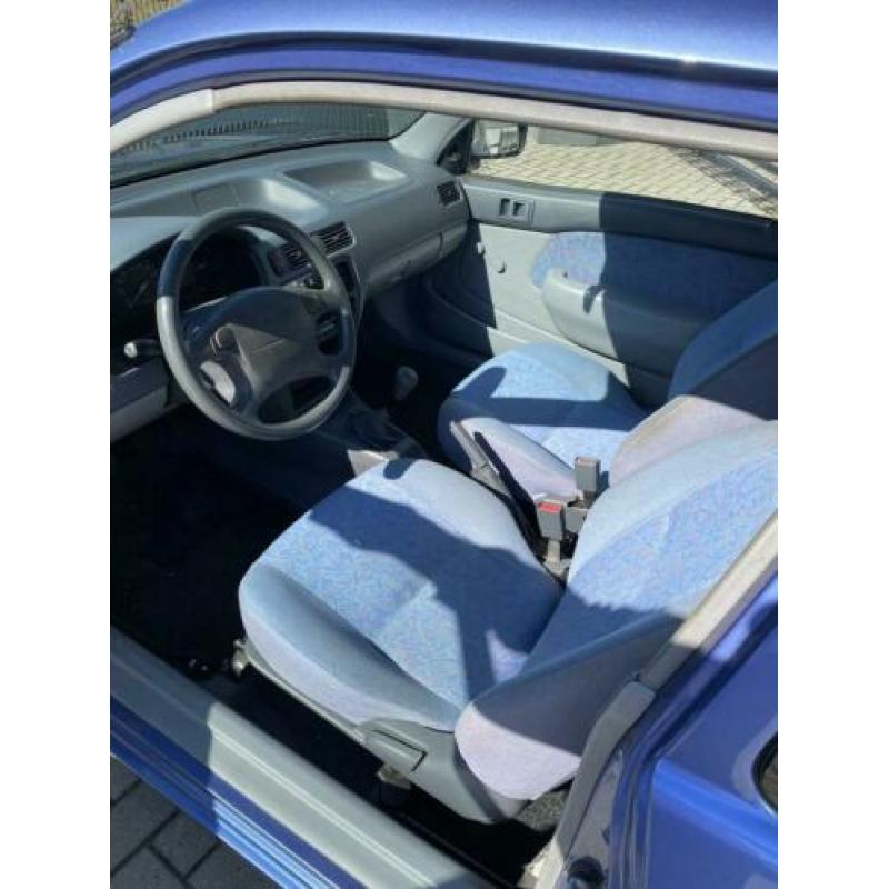 Toyota starlet 1997 met trekhaak in perfecte staat