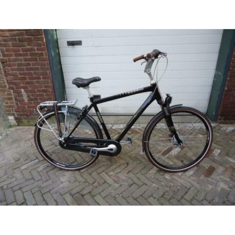 GIANT ultimo ik heb hem echt weinig gebruikt