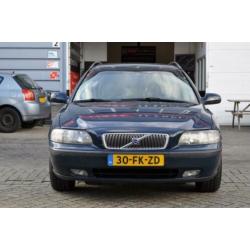 Volvo V70 2.3 T-5 Comfort Line AUTOMAAT AIRCO/LEDER/CRUISE N